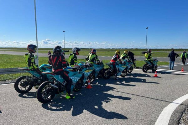 CFMOTO TO THE START CFMOTO TO THE START