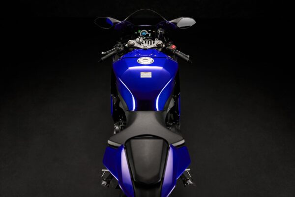 Yamaha R9 motoADN 3