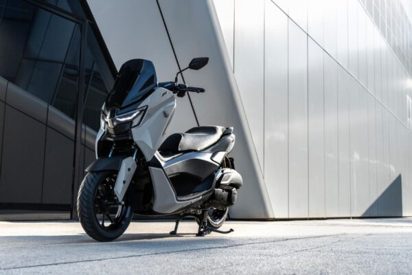 Yamaha NMAX 2025 motoADN 21