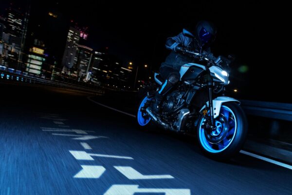 2025 Yamaha MT-07 Y-AMT test ride motoADN 2