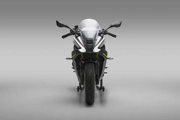 Benelli Tornado 550 Romania 2025 revista motoADN 6 Benelli Tornado 550 Romania 2025 revista motoADN 6