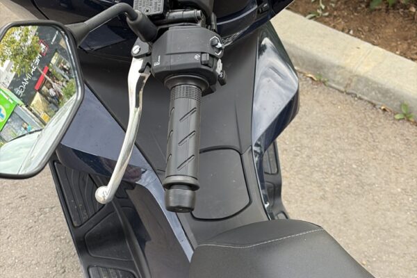 Honda PCX 125 2025 test ride motoADN 1