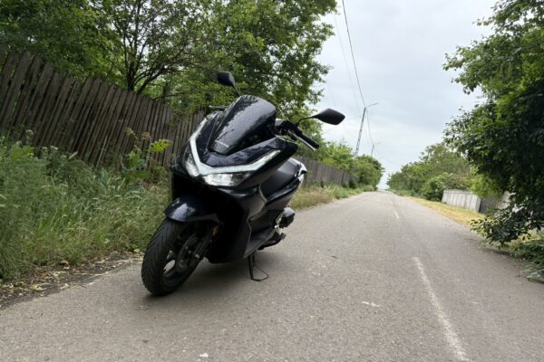 Honda PCX 125 2025 test ride motoADN 8