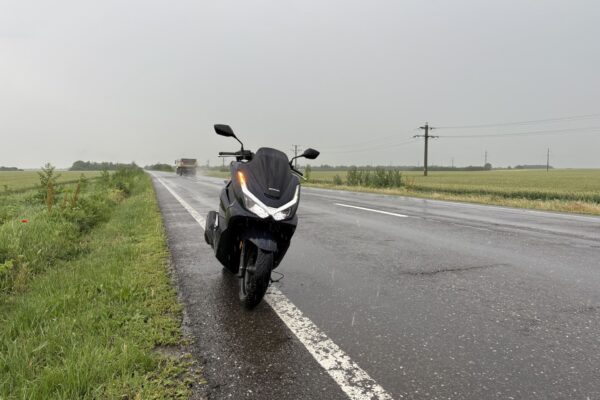 Honda PCX 125 2025 test ride motoADN 9