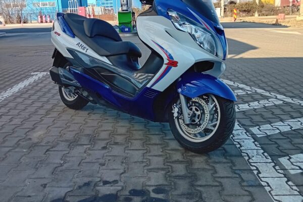 articol scutere 125 cmc 2025 revista motoADN 1 articol scutere 125 cmc 2025 revista motoADN 1