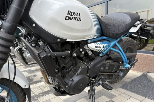 test ride Royal Enfield Guerrilla revista motoADN 13