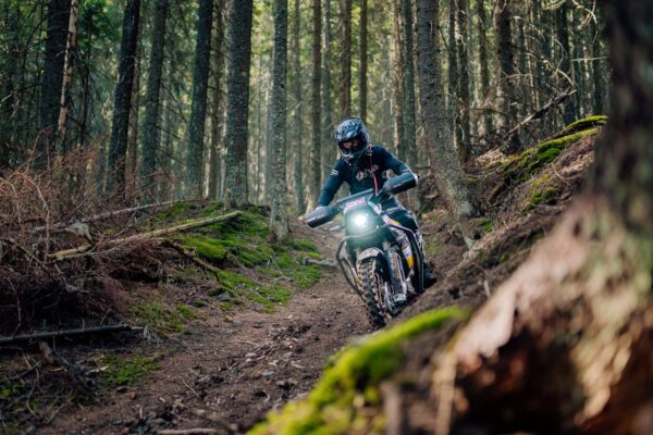 Ionut Brinzea eMoto Hobby-foto Tibi Hila