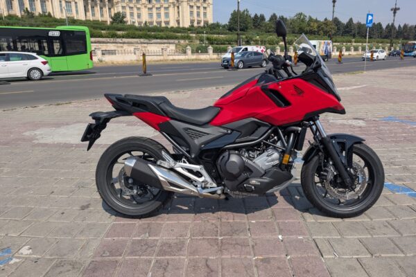 test ride Honda NC 750 X 2025 motoADN 25