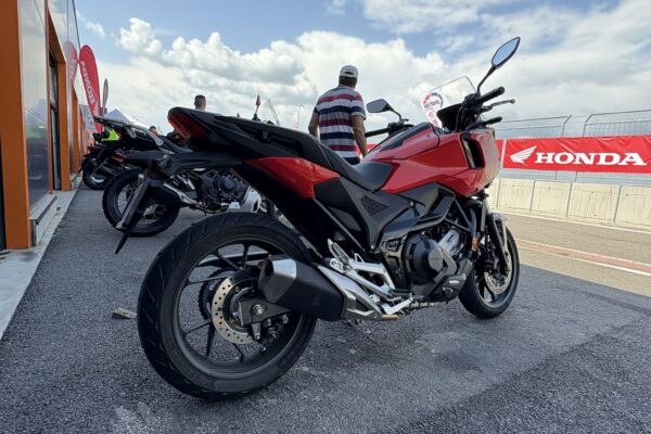 test ride Honda NC 750 X 2025 motoADN 58