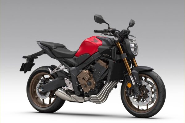26YM Honda CB650R