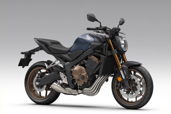 26YM Honda CB650R
