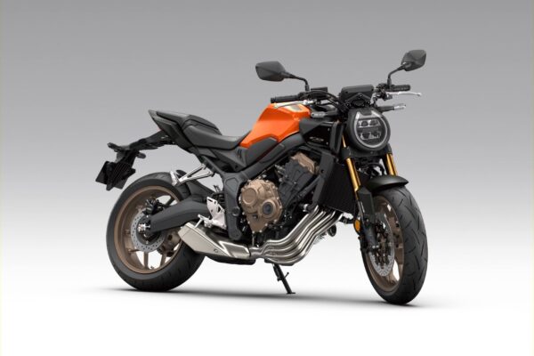 26YM Honda CB650R