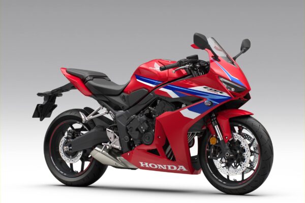 26YM Honda CBR650R