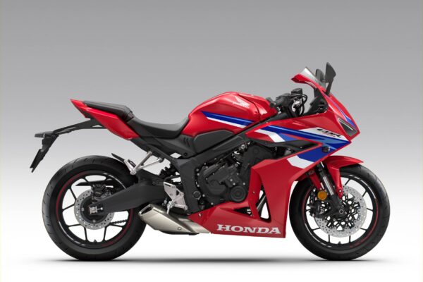 26YM Honda CBR650R