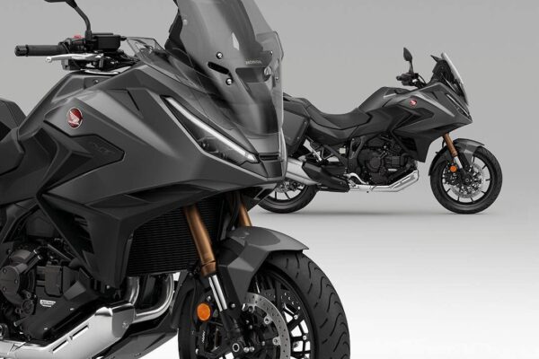 26YM HONDA NT1100 & NT1100 Electronic Suspension