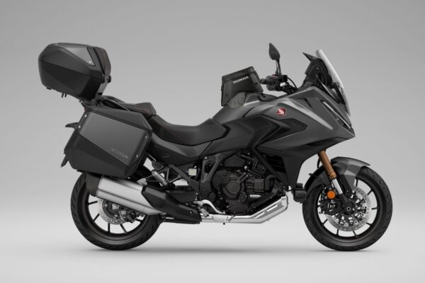 26YM HONDA NT1100 & NT1100 Electronic Suspension