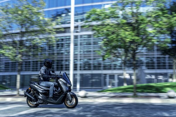 2026 Yamaha NMAX 155 motoADN 12