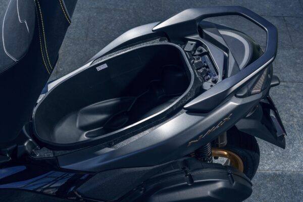 2026 Yamaha NMAX 155 motoADN 23