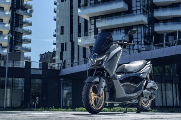 2026 Yamaha NMAX 155 motoADN 43