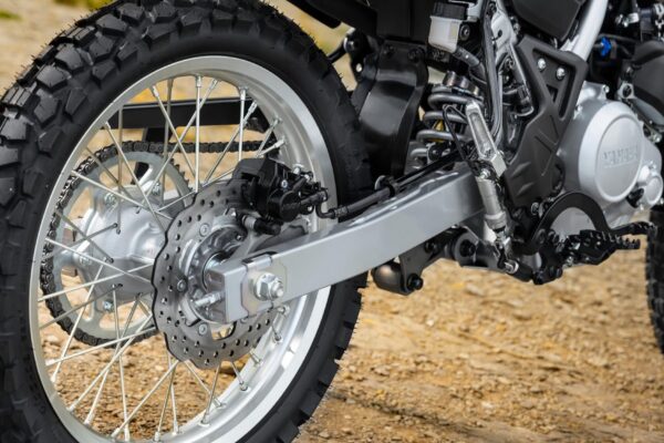 2026 Yamaha WR125R motoADN 23
