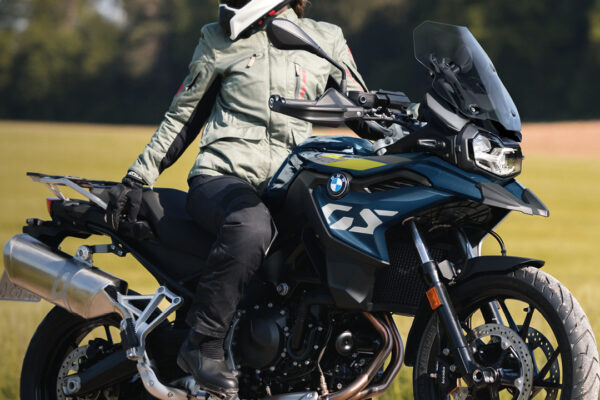 BMW_campanie_reduceri_final_de_an_102025_story7
