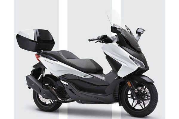 26YM HONDA Forza 125