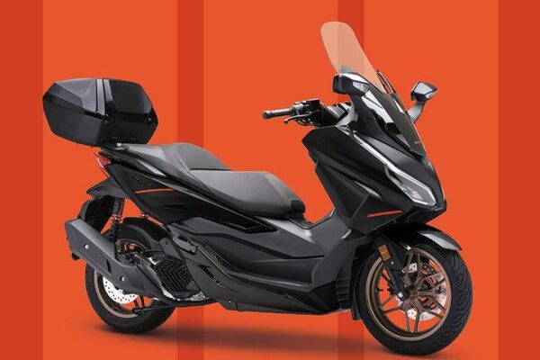 26YM HONDA Forza 125