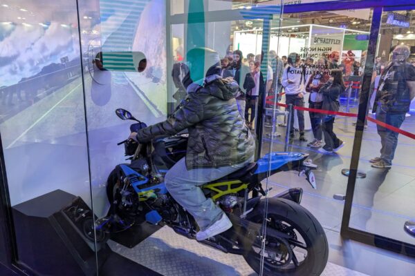Cardo EICMA 2025 motoADN 1 Cardo EICMA 2025 motoADN 1