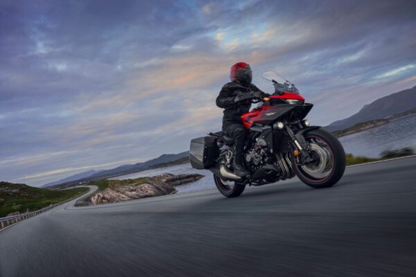 26YM Honda CB1000GT