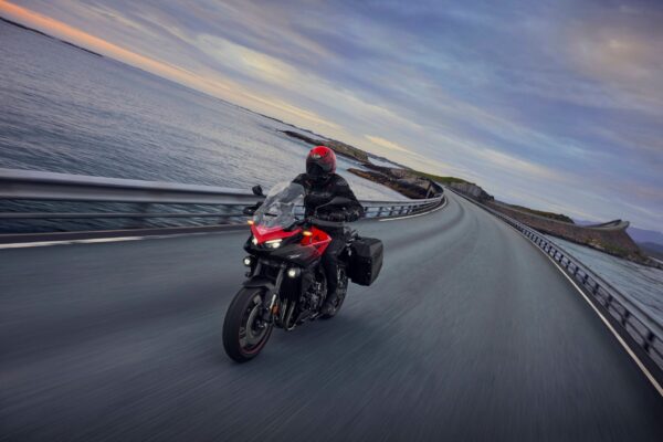 26YM Honda CB1000GT