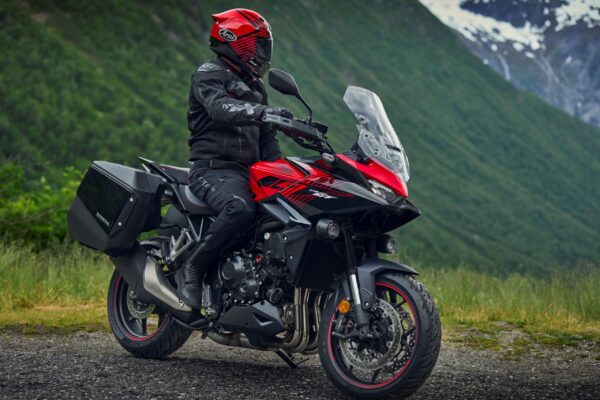 26YM Honda CB1000GT