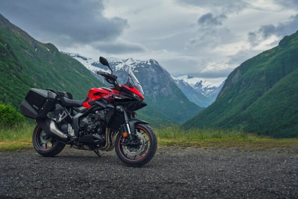 26YM Honda CB1000GT