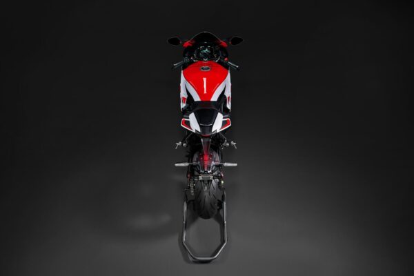 Noutati Yamaha EICMA 2025 motoADN 103