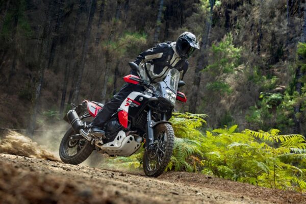 Noutati Yamaha EICMA 2025 motoADN 150