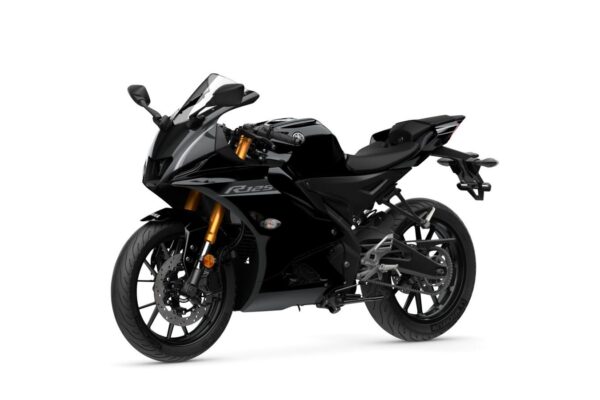 Noutati Yamaha EICMA 2025 motoADN 32