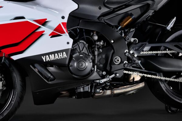 Noutati Yamaha EICMA 2025 motoADN 98
