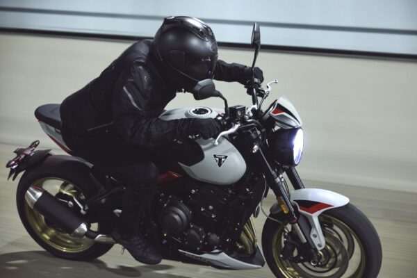 noutati Triumph EICMA 2025 motoADN 12