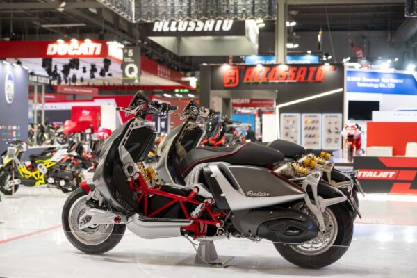 EICMA 2025 coverstory motoADN 22 21 EICMA 2025 coverstory motoADN 22 21