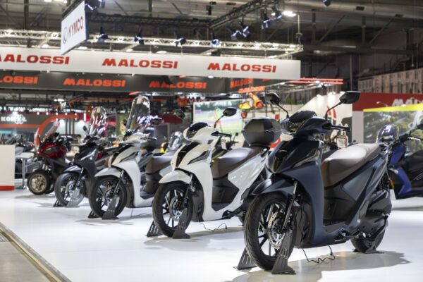 EICMA 2025 coverstory motoADN 22 26 EICMA 2025 coverstory motoADN 22 26