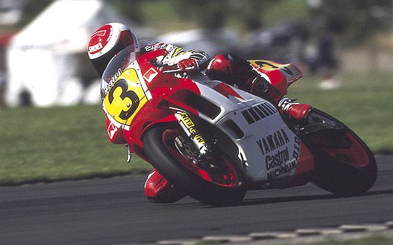 motoIstorie Yamaha 70 ani motoADN 22 10