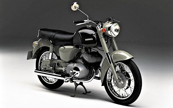 motoIstorie Yamaha 70 ani motoADN 22 29