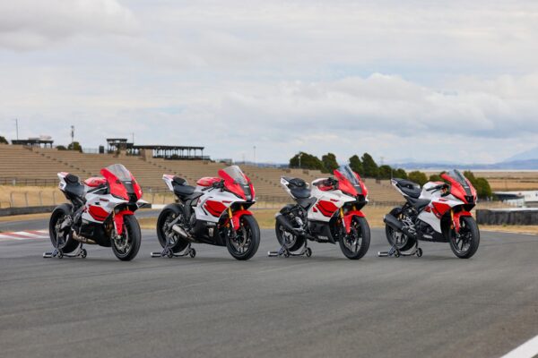 motoIstorie Yamaha 70 ani motoADN 22 3