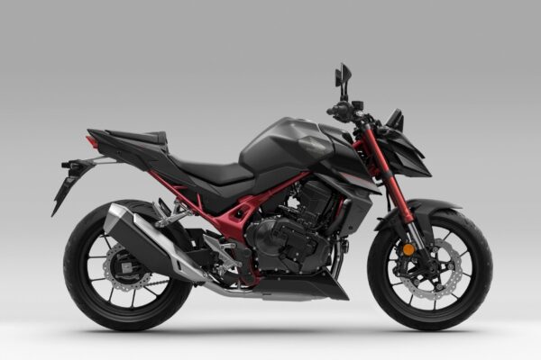 26YM Honda CB750 Hornet