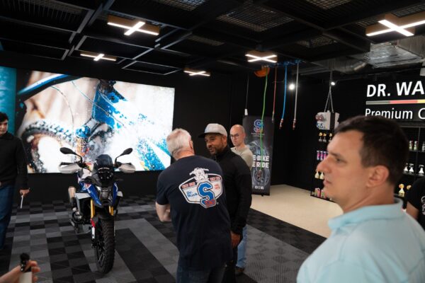 Dr Wack S100 factory visit motoadn 36 Dr Wack S100 factory visit motoadn 36