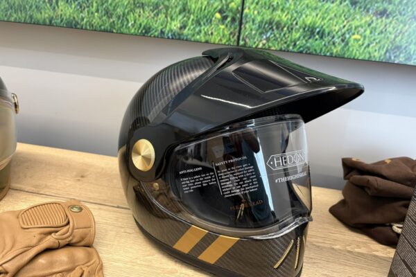 HEDON Psilo Commander helmet Dr Wack S100 visit foto Sebastian Toma motoadn 2