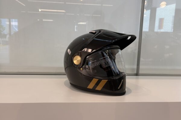 HEDON Psilo Commander helmet Dr Wack S100 visit foto Sebastian Toma motoadn 6