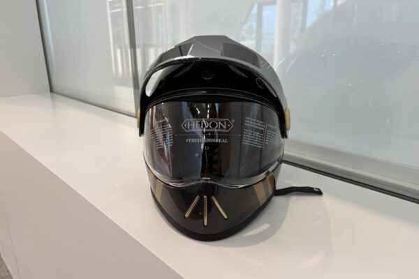 HEDON Psilo Commander helmet Dr Wack S100 visit foto Sebastian Toma motoadn 7