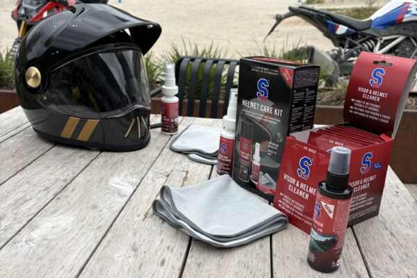 HEDON Psilo Commander helmet Dr Wack S100 visit foto Sebastian Toma motoadn 8