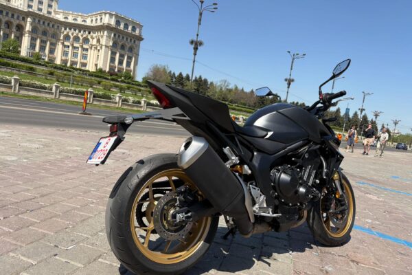 Honda CB1000 Hornet SP test ride motoadn 4