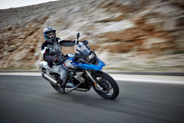 P90235604_highRes_the-new-bmw-r-1200-g